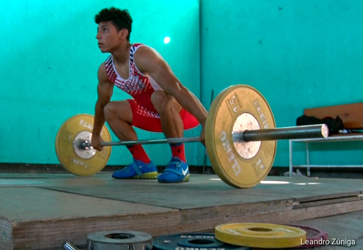 pareja-deportista-nicaragua-dia-del-amor-amistad